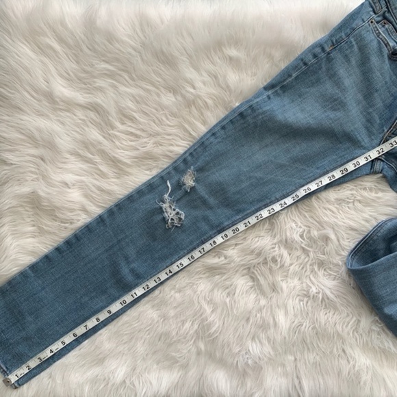 Light Wash J.Crew Jeans in Size 27 - Picture 7 of 9